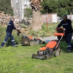 bayraklida-parklara-kapsamli-bakim.jpg