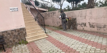 bayram-oncesi-camilerde-temizlik-calismalari.jpg