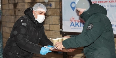 bayrampasa-belediyesinden-sicak-corba-ikrami.jpg