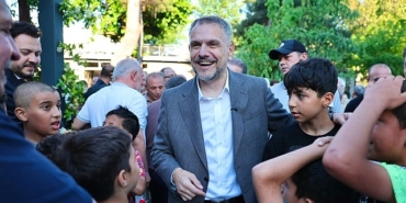 bayrampasada-vatandas-soruyor-baskan-cevapliyor.jpg
