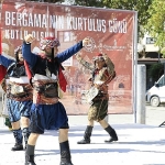 bergamanin-kurtulusu-torenlerle-kutlandi.jpg