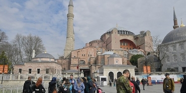 beylikduzunde-ramazan-paylastikca-guzel.jpg