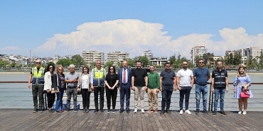 bogacayinda-her-gun-6-ile-8-ton-arasi-sucul-ot-toplaniyor.jpg