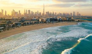 bu-yaz-emirates-ile-dubaiye-ucarak-sehrin-en-heyecan-verici-deneyimlerini-ozel-ayricaliklarla-yasayin-PLqY943n.jpg