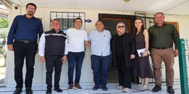 buca-belediye-baskan-vekili-huseyin-benzerden-muhtarlara-cikarma.jpg