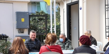 buca-belediyesi-cinarlar-bulusma-noktasini-hizmete-acti.jpg