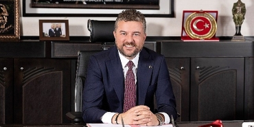 buca-belediyesi-tarihi-mac-icin-dev-ekran-kuruyor.jpg