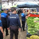 buca-belediyesinden-pazar-yerlerinde-denetim.jpg