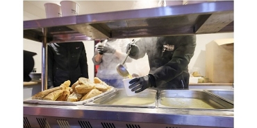 buca-belediyesinden-sicak-corba-ikrami.jpg