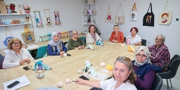 bucali-kursiyerlerden-minik-savascilara-destek.jpg