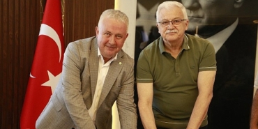 burhaniye-belediyesinde-2026-yili-toplu-is-sozlesmesi-imzalandi.jpg