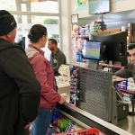 burhaniye-belediyesinden-halka-hizmet-halk-market.jpg
