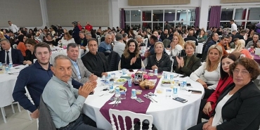 burhaniye-belediyesinden-ogretmenler-gunu-yemegi.jpg