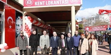 burhaniyeliler-kent-lokantasina-kavustu.jpg