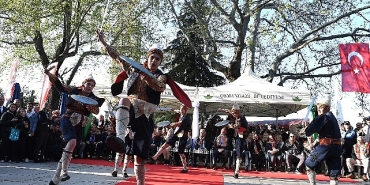 bursayi-fetih-coskusu-sardi.jpg