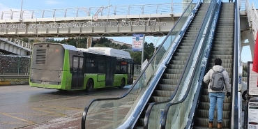 buyuksehir-belediyesi-tedbiri-elden-birakmiyor-tum-onlemleri-aliyor-yuruyen-merdivenler-donmaya-karsi-7-24-calisacak.jpg