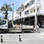 buyuksehir-ekiplerinden-kemer-liman-caddesinde-calisma.jpg