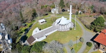 buyuksehirden-akcakoca-gazi-anitina-bakim.jpg