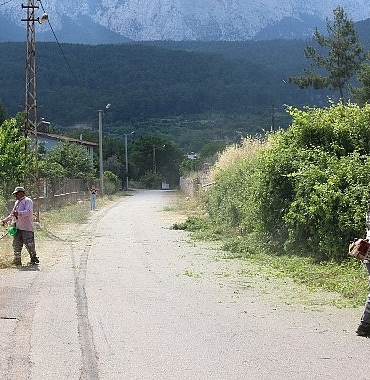 buyuksehirden-kemerde-ulasim-ve-cevre-duzenlemelerine-yonelik-calisma.jpg