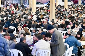 buyuksehirin-iftar-sofrasi-kirkagacta-kuruldu.jpg