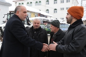 canikte-karla-etkin-mucadele-solusyon-ve-tuzlama-calismalari-son-hiz.jpg