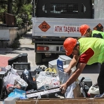 cankayada-elektronik-atiklar-geri-donusume-kazandiriliyor.jpg