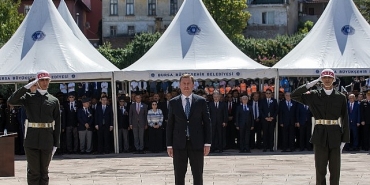 celal-bayar-kabri-basinda-anildi.jpg