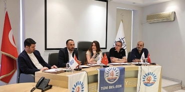 cesme-belediyesi-tum-bel-sen-ile-toplu-is-sozlesmesini-imzaladi.jpg