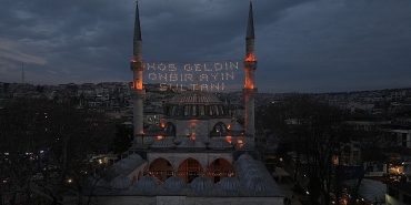 cifte-ezan-gelenegi-uskudarda-yasatiliyor.jpg