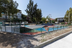 cocuklar-hayal-etti-baskan-unsal-gerceklestirdi-kaykay-pisti-aciliyor.jpg