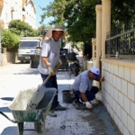 didim-belediyesi-efeler-mahallesinde-ulasim-konforunu-guclendiriyor.jpg