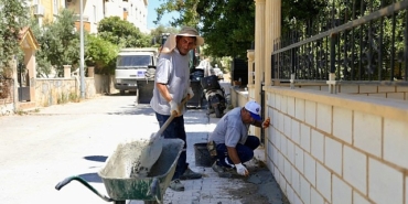 didim-belediyesi-efeler-mahallesinde-ulasim-konforunu-guclendiriyor.jpg
