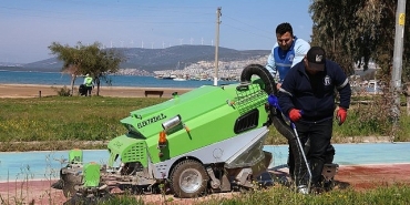 didim-belediyesi-ekiplerinden-akbuk-ve-fevzipasa-mahallesinde-kapsamli-temizlik-calismasi.jpg