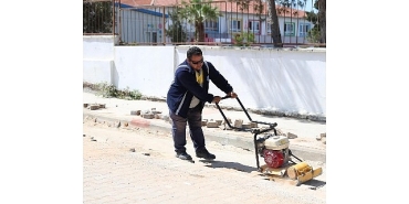 didim-belediyesi-ilce-genelinde-baslattigi-yol-yapim-calismalarini-tum-hiziyla-surduruyor.jpg