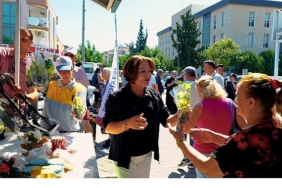 didim-belediyesinden-ucretsiz-fide-dagitimi.jpg