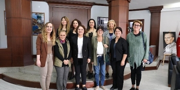 didim-kadin-platformundan-baskan-hatice-gencaya-ziyaret.jpg
