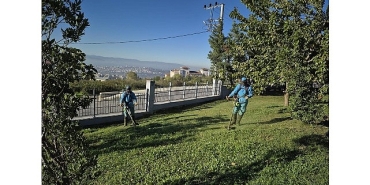 dilovasi-millet-bahcesi-dip-kose-temizleniyor.jpg