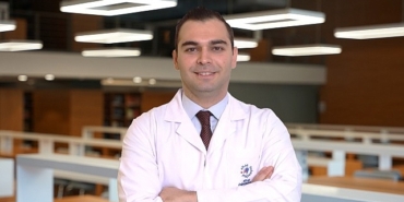dr-ogr-uyesi-akin-torun-uyardi-kalp-krizi-artik-gencleri-de-tehdit-ediyor.jpg