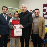 dunya-engelliler-gununde-kemalpasa-belediye-baskani-mehmet-turkmen-ozel-gereksinimli-bireyler-ile-bir-araya-geldi.jpg