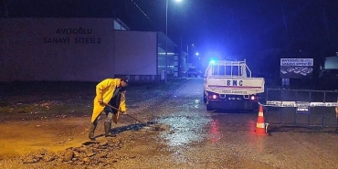 edremit-belediyesi-yagislara-karsi-7-24-calisiyor.jpg