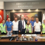 edremit-belediyesinde-bayram-coskusu.jpg