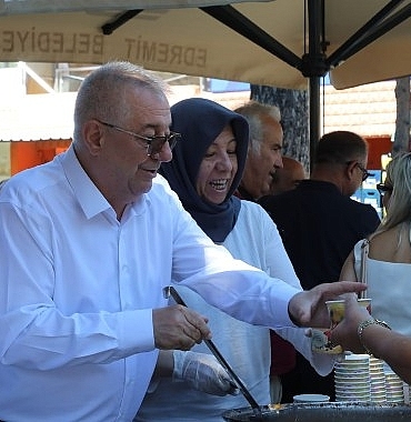 edremit-belediyesinden-asure-hayri.jpg
