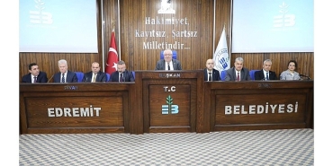 edremitte-yilin-ilk-muhtarlar-toplantisi-yapildi.jpg