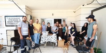 efesli-kitmirden-can-dostlarina-anlamli-destek.jpg