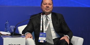 elektrikli-araclarin-kisa-sureli-kiralanmasi-ile-tuketici-guveni-artirilabilir.jpg