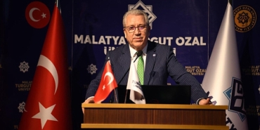 eu-rektoru-prof-dr-budak-mtude-tarimin-onemini-anlatti.jpg