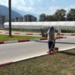 finikede-yollar-yenileniyor-bordurler-boyaniyor.jpg