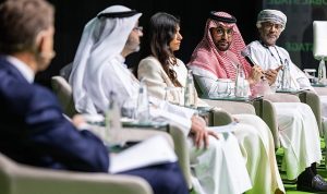 gcc-turizm-yetkilileri-atm-2024te-bir-araya-gelirken-turizmin-bu-yil-bae-gsyihsinin-12sini-n3pInbS3.jpg