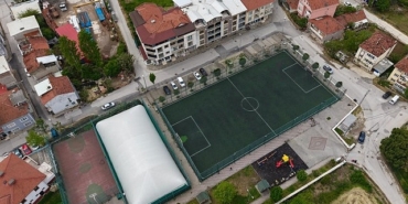 gemlikte-hali-sahalar-yenilendi.jpg