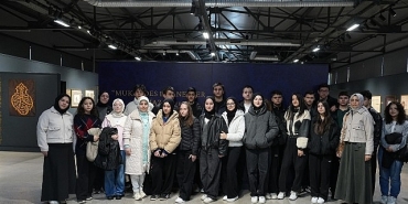 gencler-mukaddes-emanetlere-sahip-cikiyor.jpg